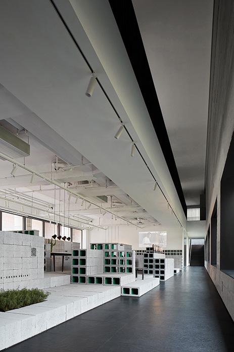 The New Office of One House Design 05.jpg