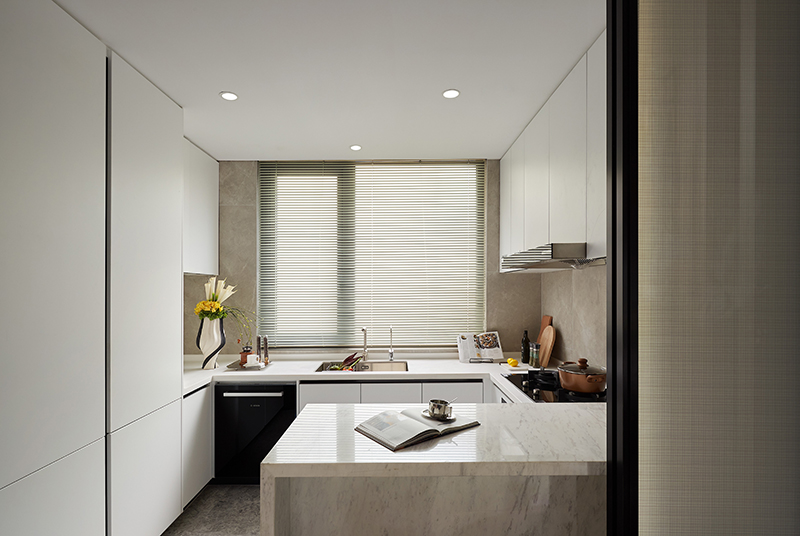 龙信中天·御澜珑溪下叠样板间 10.jpg